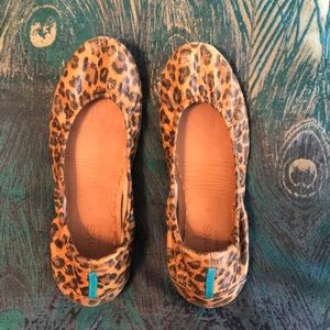 Leopard Tieks Size 9